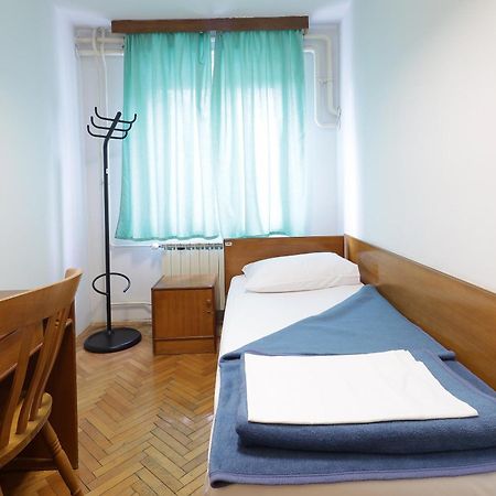 Rijeka Budget Rooms Стая снимка