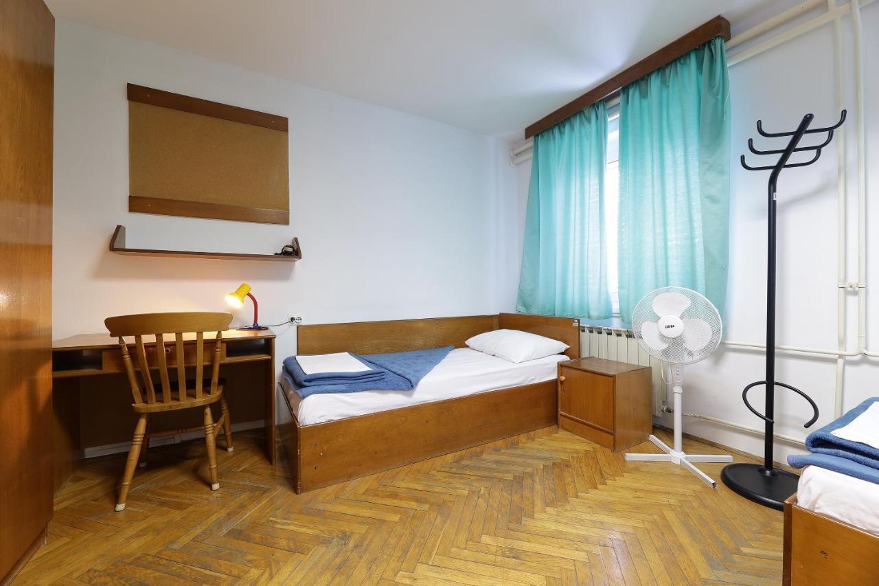 Rijeka Budget Rooms Стая снимка