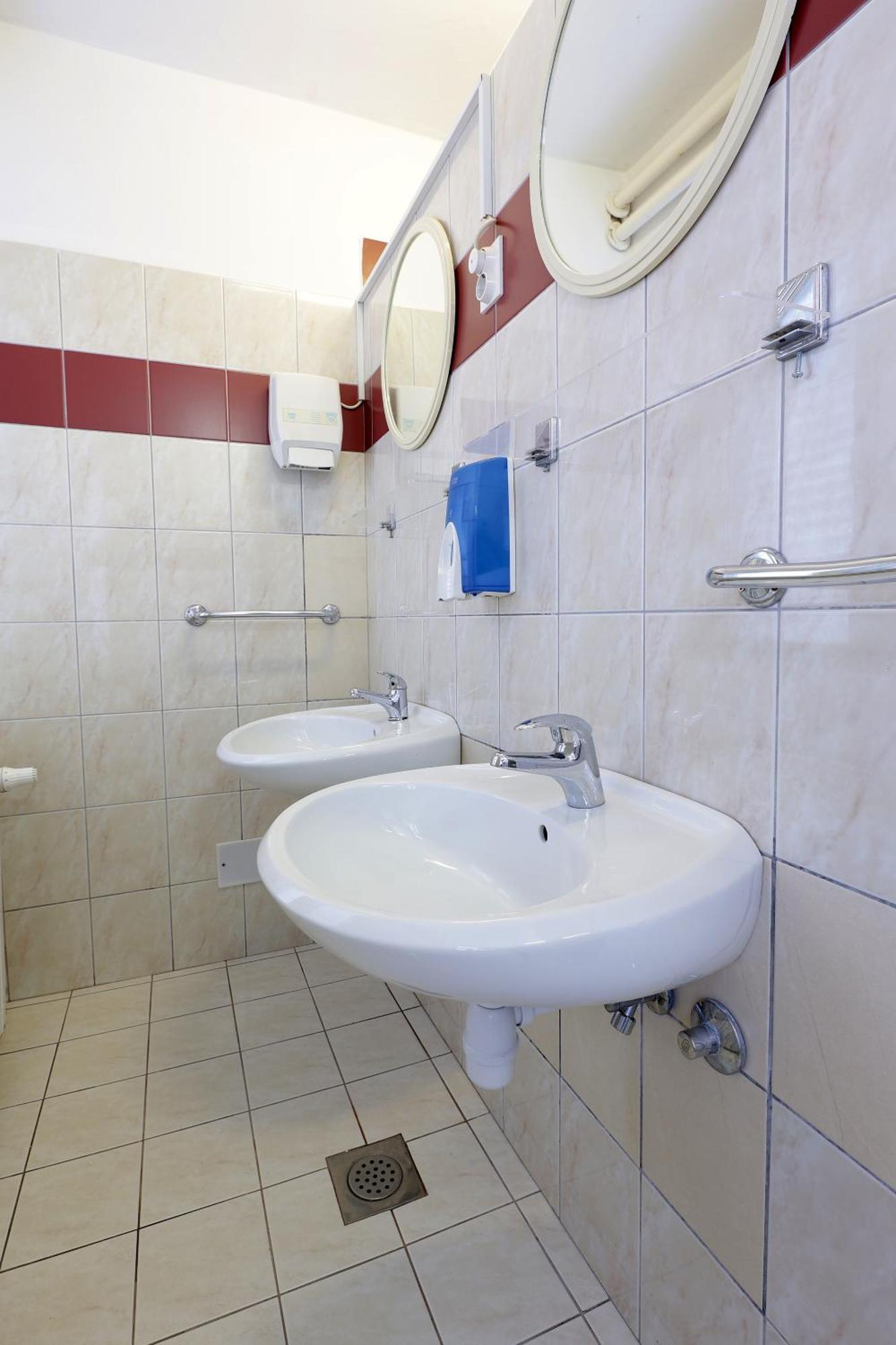 Rijeka Budget Rooms Стая снимка