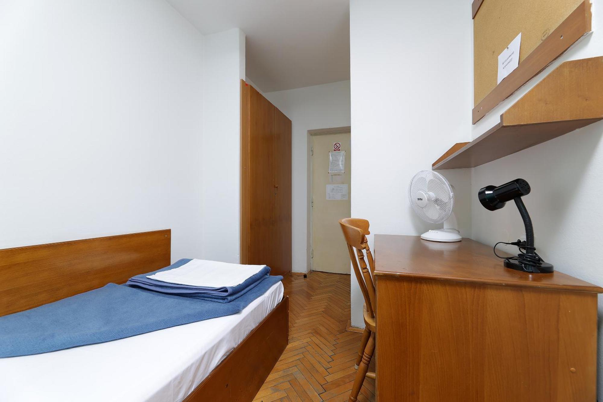 Rijeka Budget Rooms Стая снимка