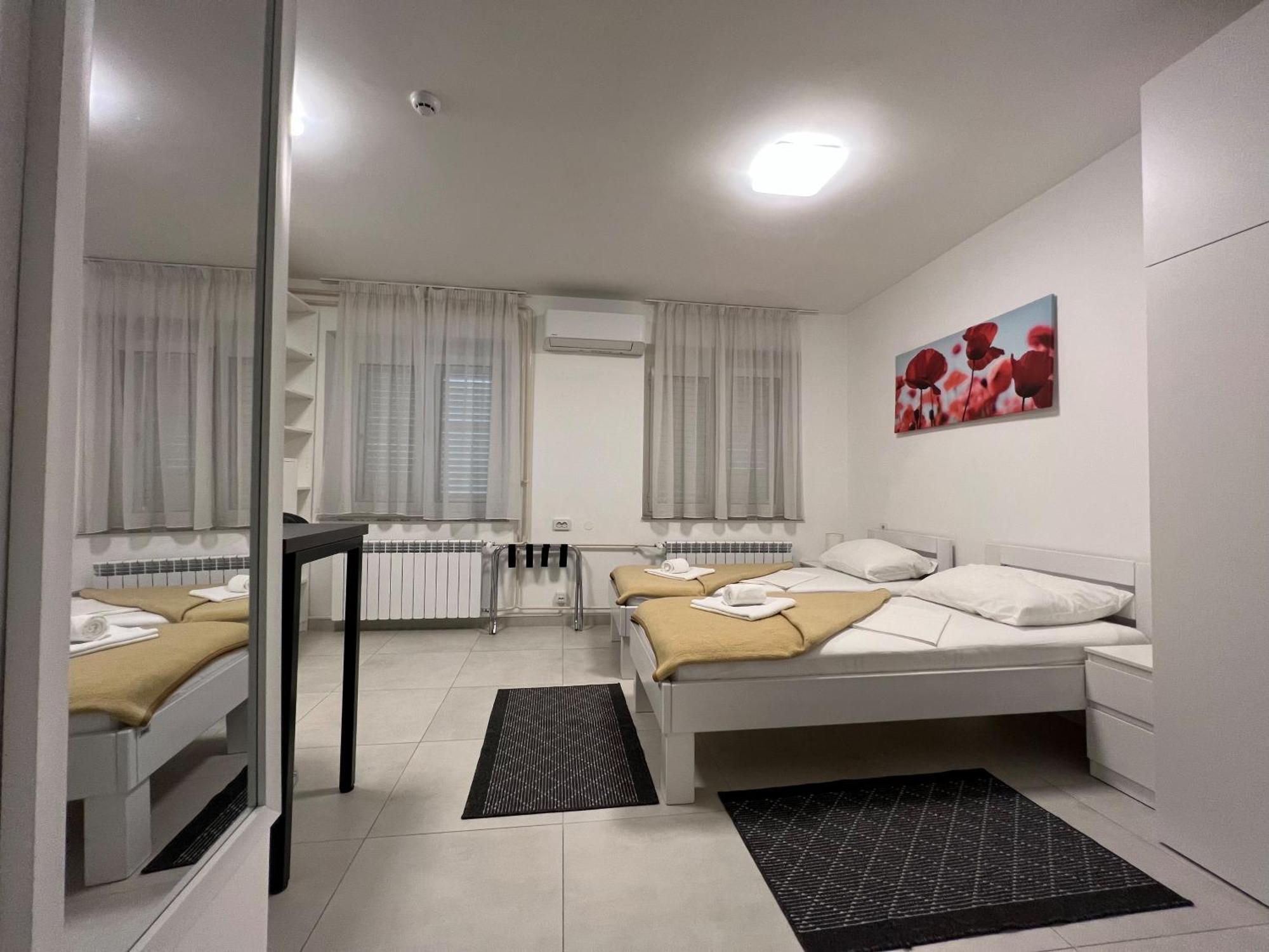Rijeka Budget Rooms Екстериор снимка